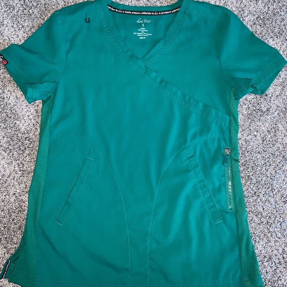 Tops - Koi lite scrub top